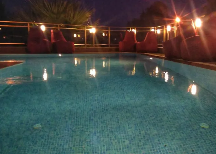 Demir Suit Hotel