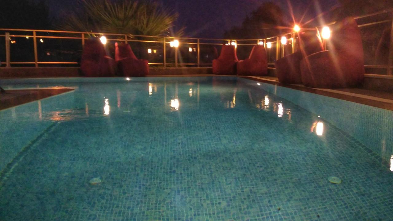 Hotel Demir